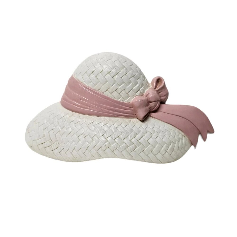1988 Burwood Products Company woven hat with pink bow plastic wall decor